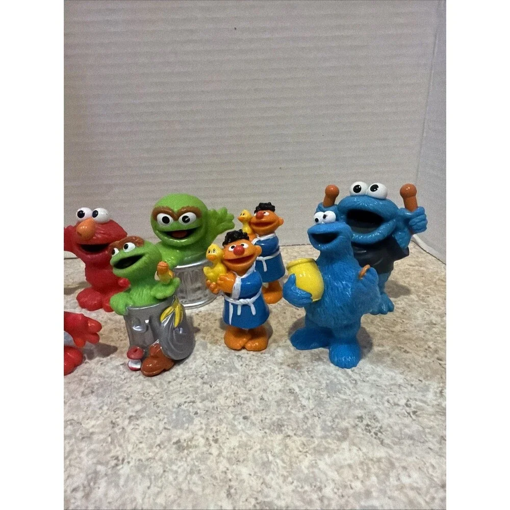 Vintage Sesame Street PVC Figure Lot 15pc Elmo Big Bird Bert Ernie Cookie Grover